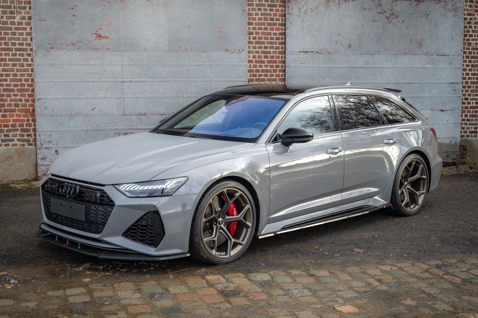 Audi RS6 Avant Performance 3