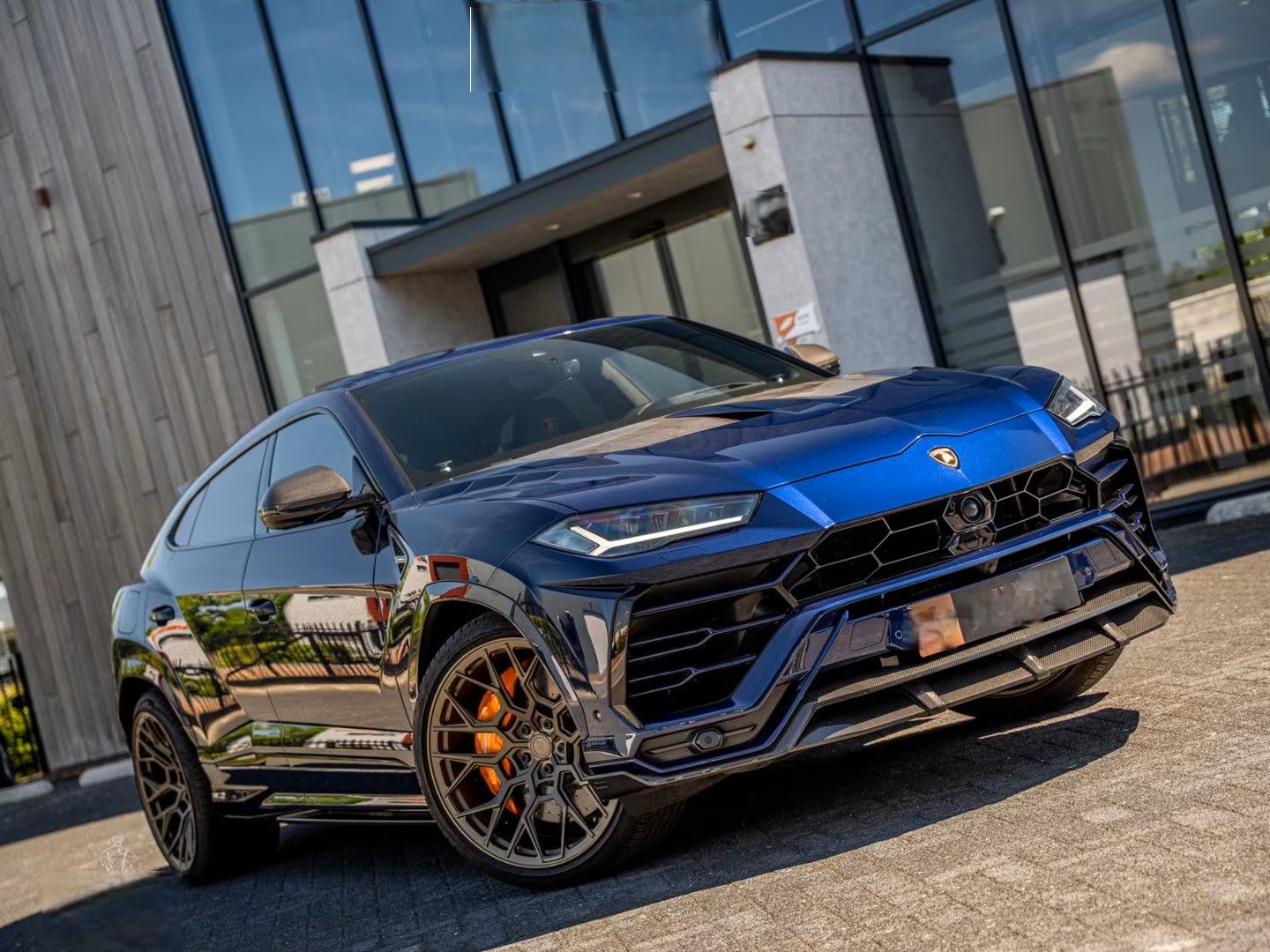 Lamborghini Urus 2