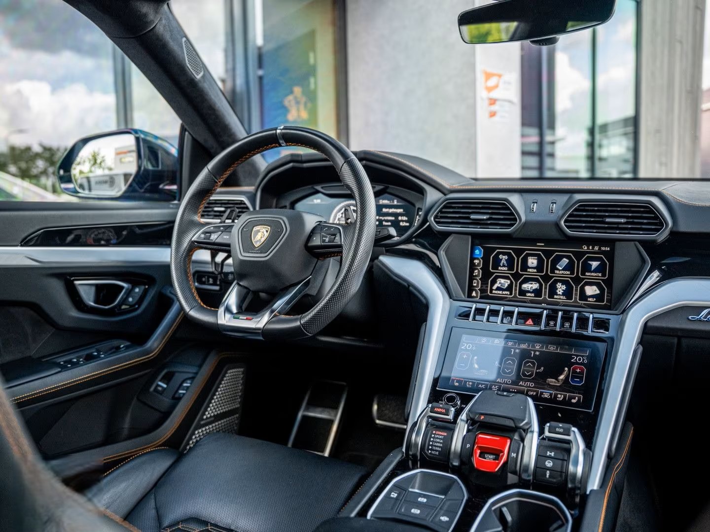 Lamborghini Urus 5