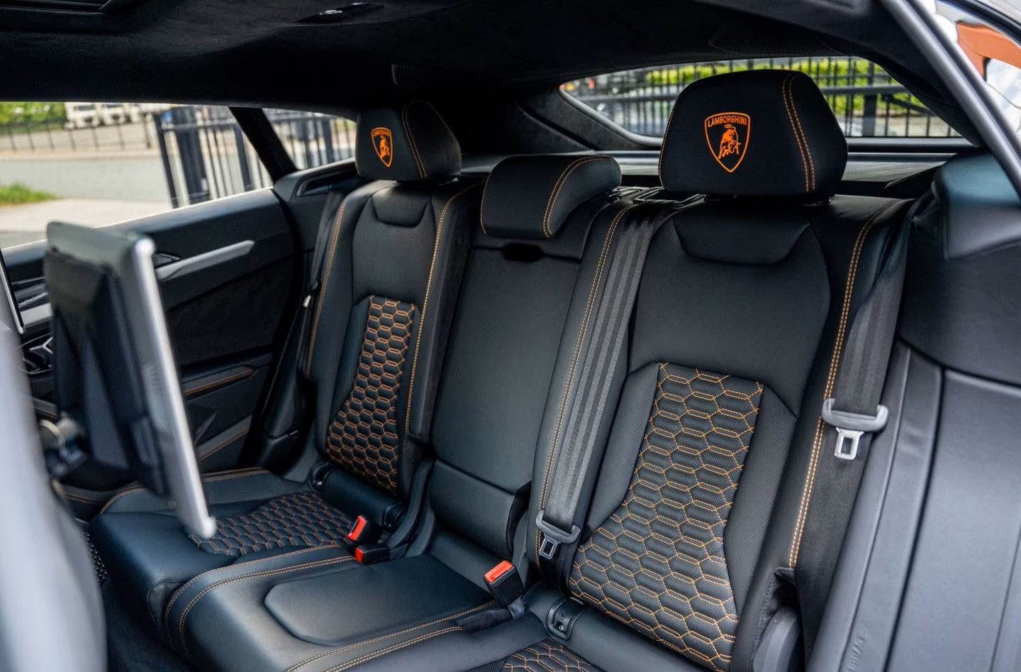 Lamborghini Urus 10