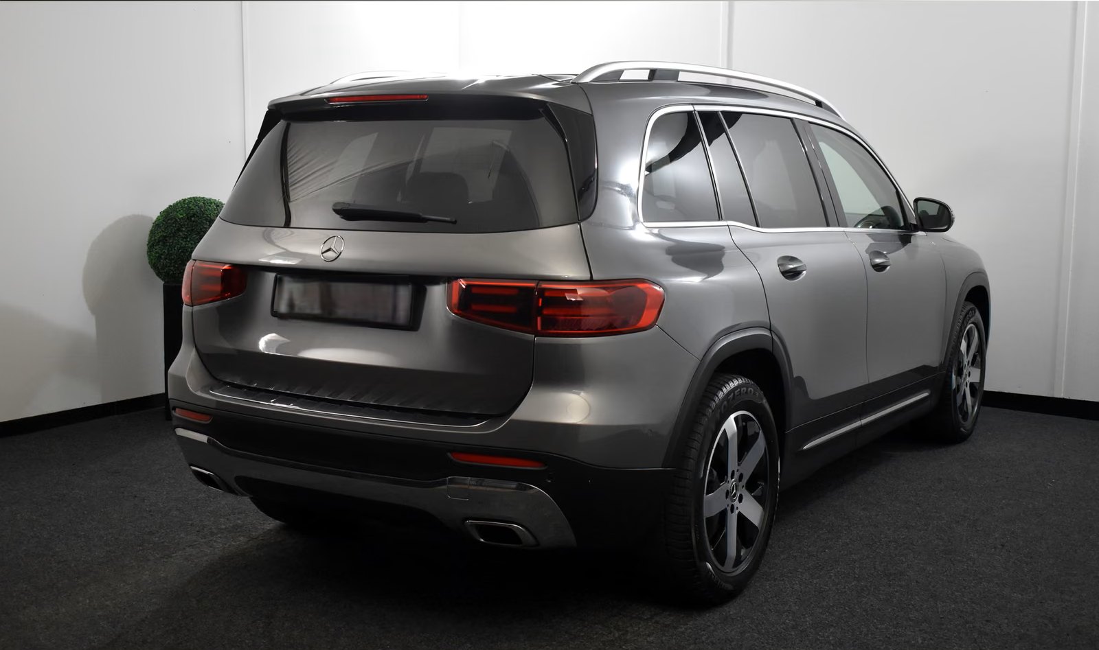 Mercedes-Benz GLB 200 4