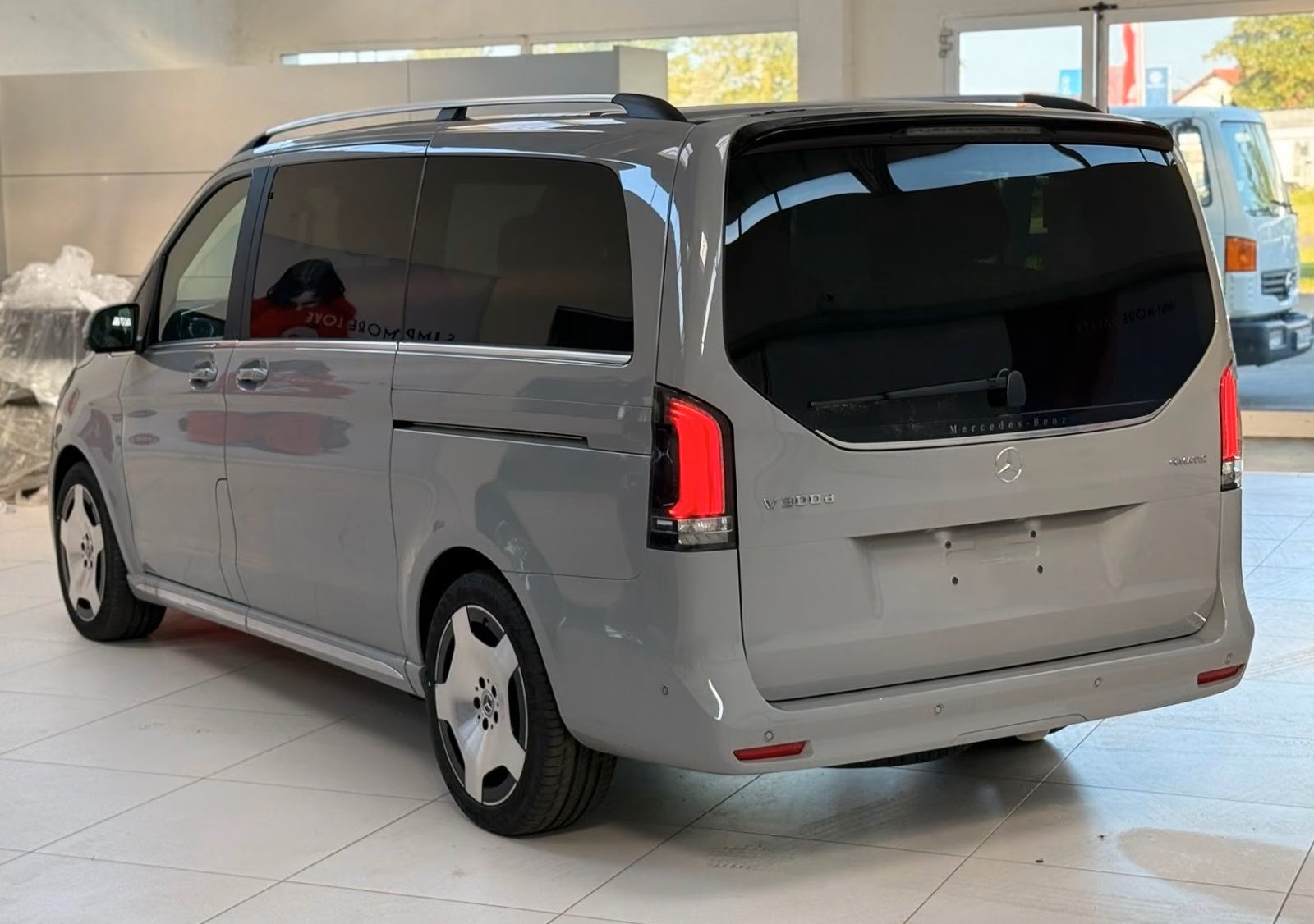 Mercedes-Benz V 300 7