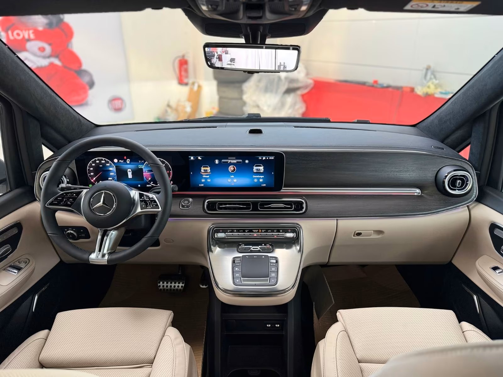 Mercedes-Benz V 300 11