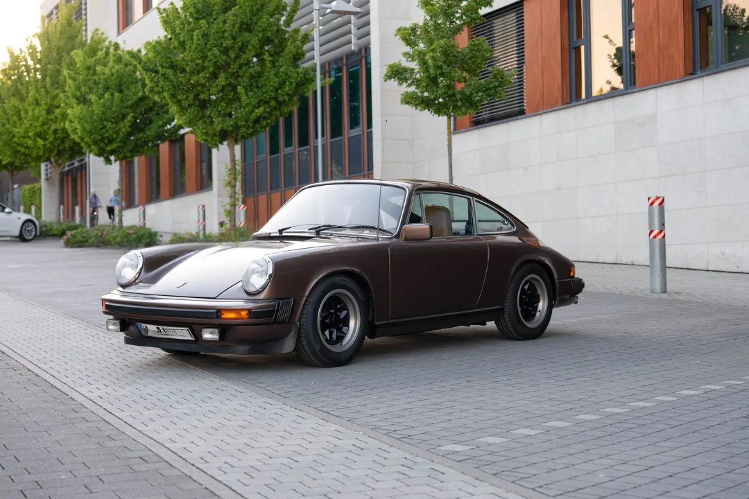 Porsche 911S 9